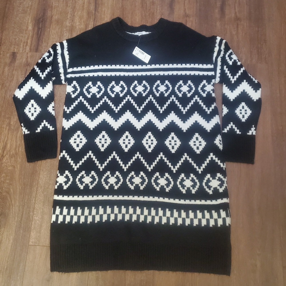 Reitmans NWT Black and White Knit Tunic Sweater Large
